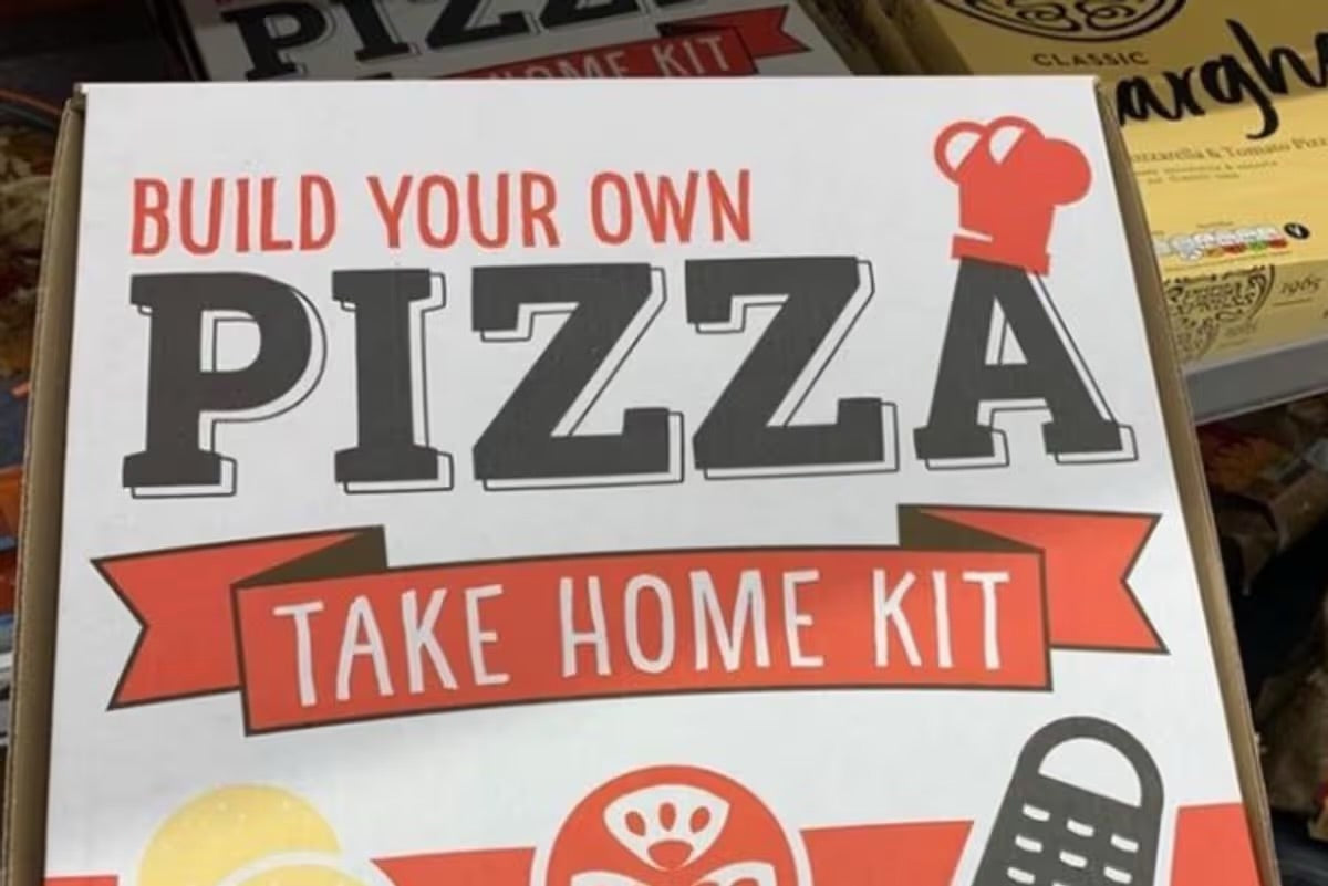 1 PIZZA KIT FREE SHIPPING **cannot be combined with another item* 1 Pizza Kit per order ONLY